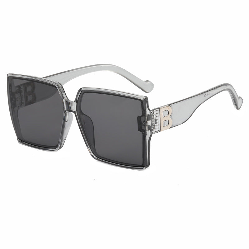 Women's oversized sunglasses with luxurious detail Stornfield