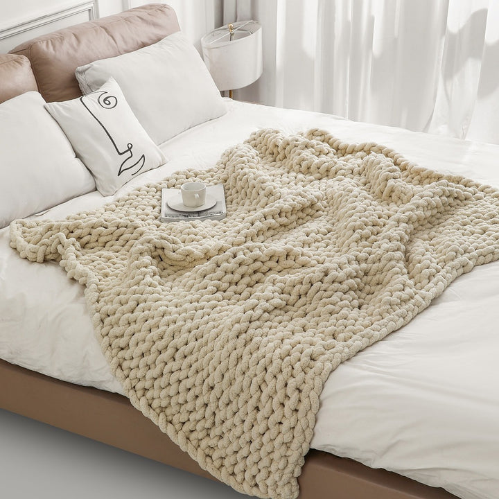 Cozy Chunky Knit Blanket