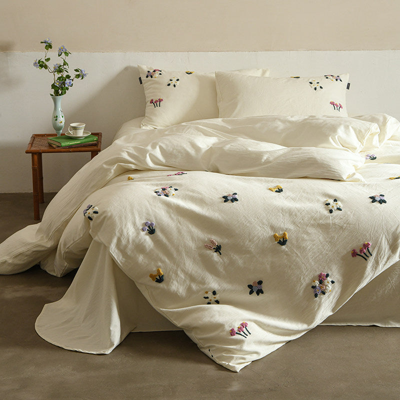 Embroidered Tufted Floral Cotton Duvet Cover Set with Pillowcases