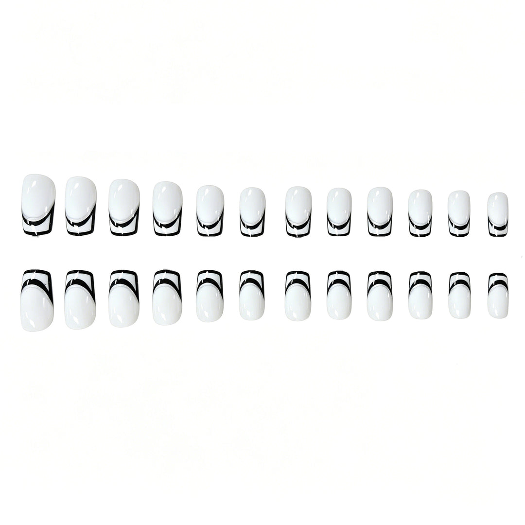 Elegant Geometric Nail Art Stornfield