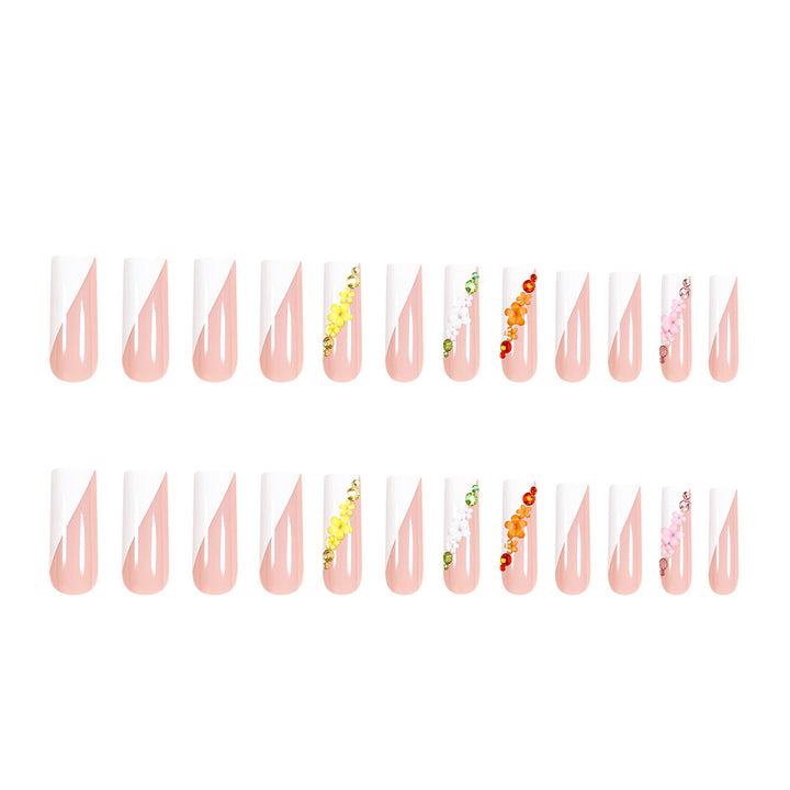 Elegant and creative artificial nails Stornfield