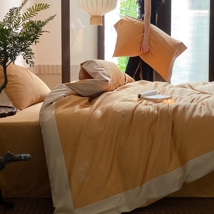 Luxury Cotton-Sateen Duvet Cover Set with Contrast Border and Pillow Shams