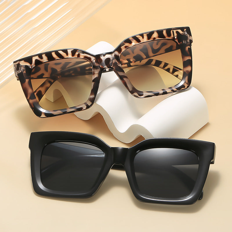 Bold Fashion Square Sunglasses Stornfield