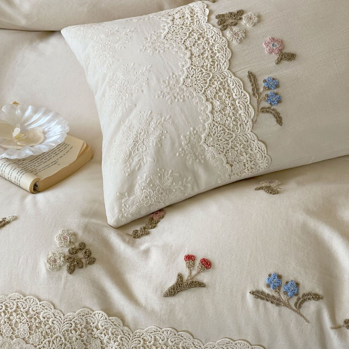 Embroidered Cotton Sateen Lace-Trim Duvet Cover Set with Botanical Appliqué