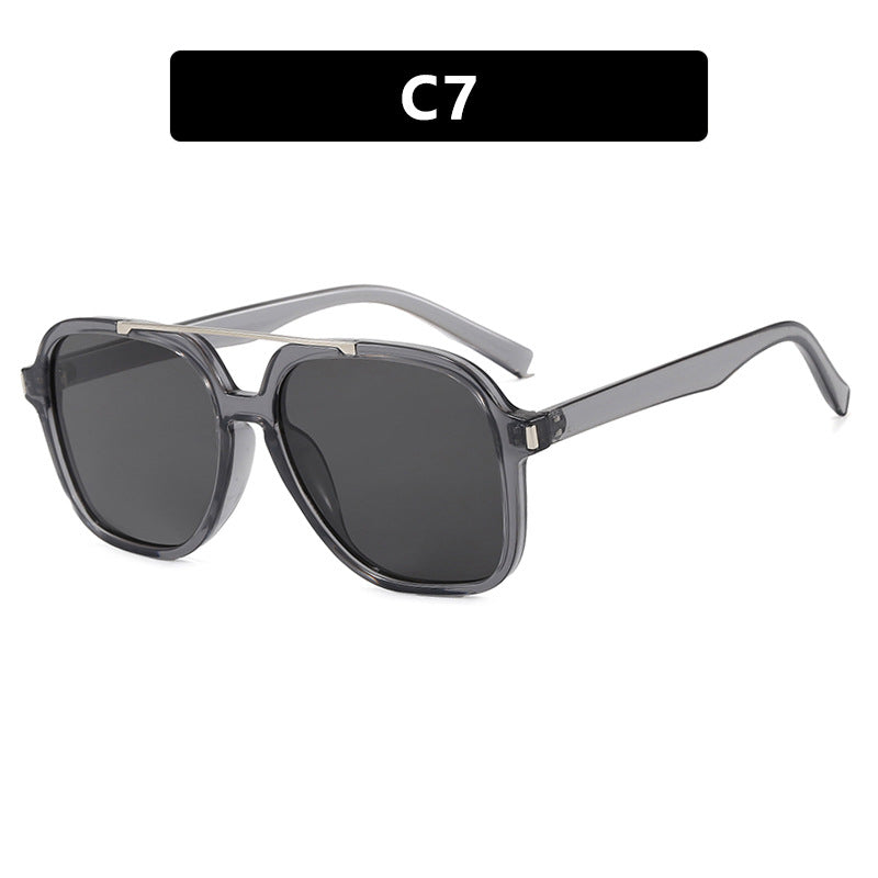 Women's square sunglasses with protective UV filter and elegant frame Stornfield