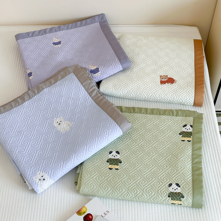 Quilted Cotton Bedspread and Pillowcase Set with Cute Cat Motif