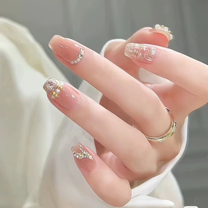 Creative Themed Press-On Nail Art Set Stornfield