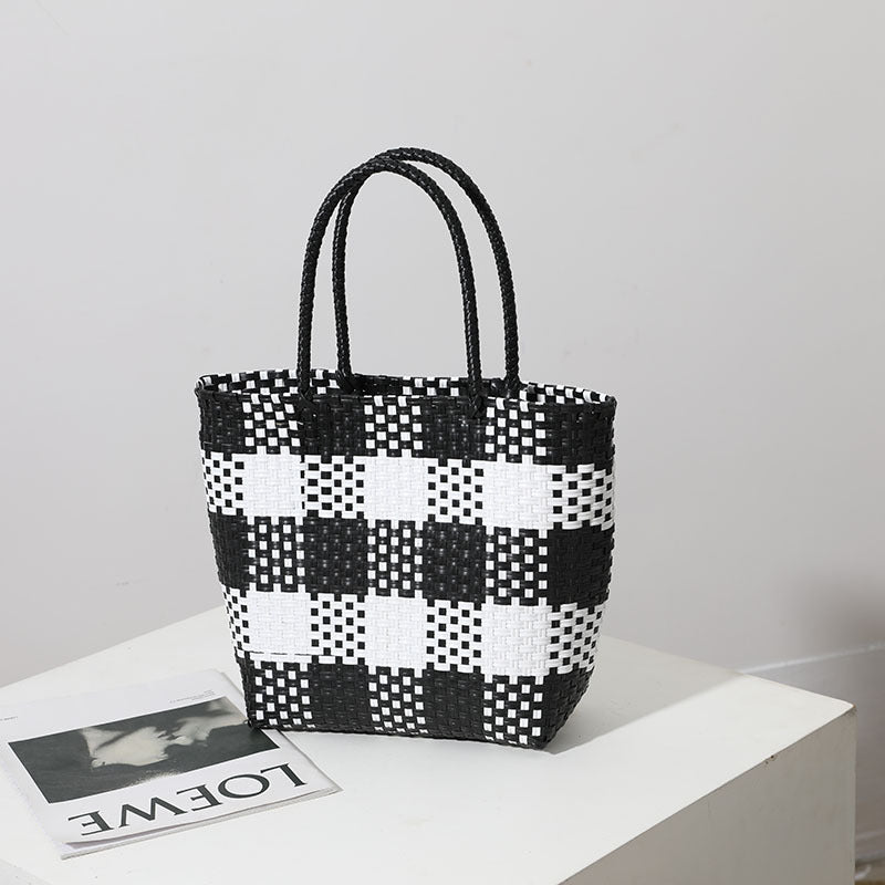 Handmade basket bag in modern check pattern Stornfield