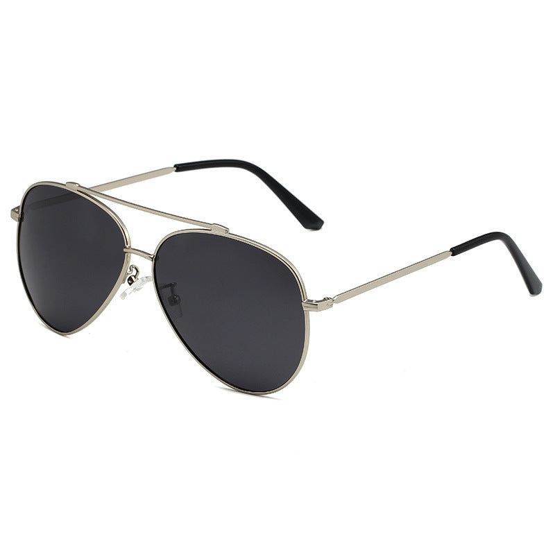 Fashionable Pilot Sunglasses Stornfield