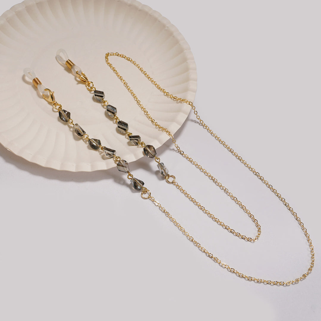Elegant Beaded Eyewear Chain Stornfield