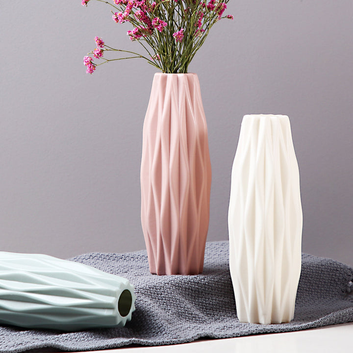 Elegant Textured Decorative Flower Vase Stornfeild