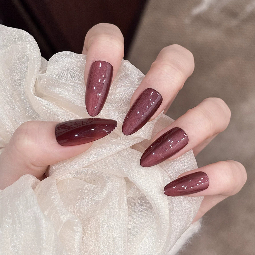 Stylish Almond-Shaped Press-On Nail Set