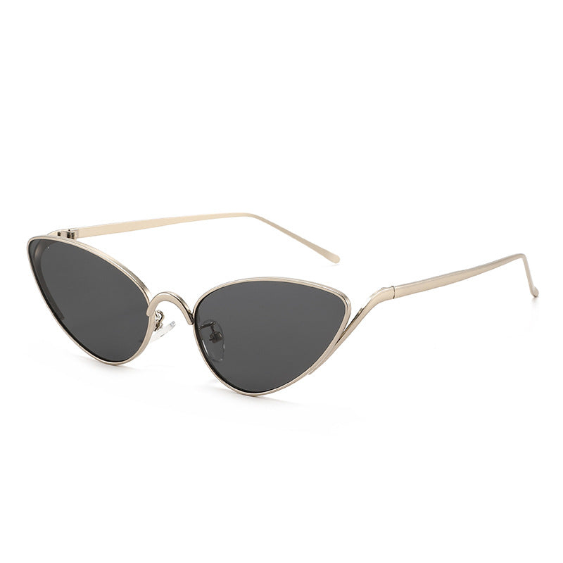 Women's Cat-Eye Sunglasses in Elegant Design Stornfield