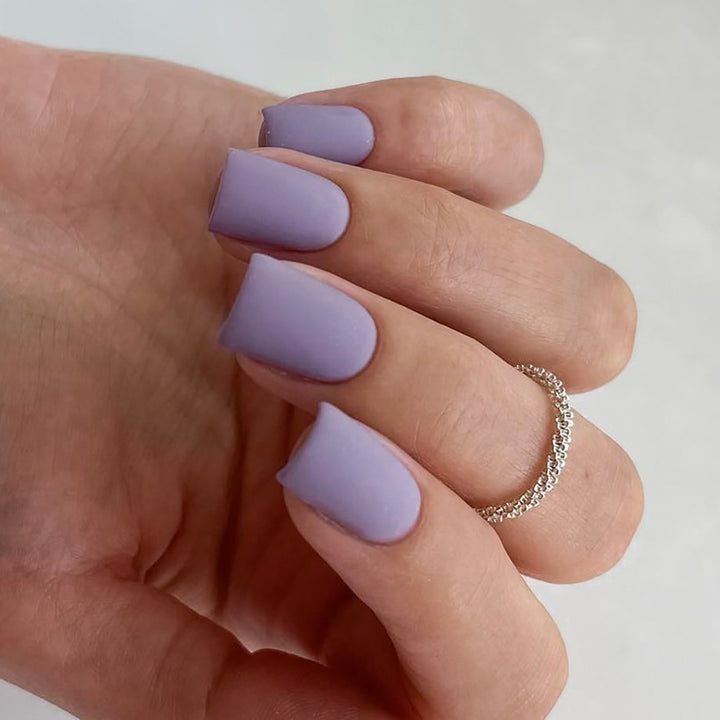 Artificial nail art with matte finish Stornfield