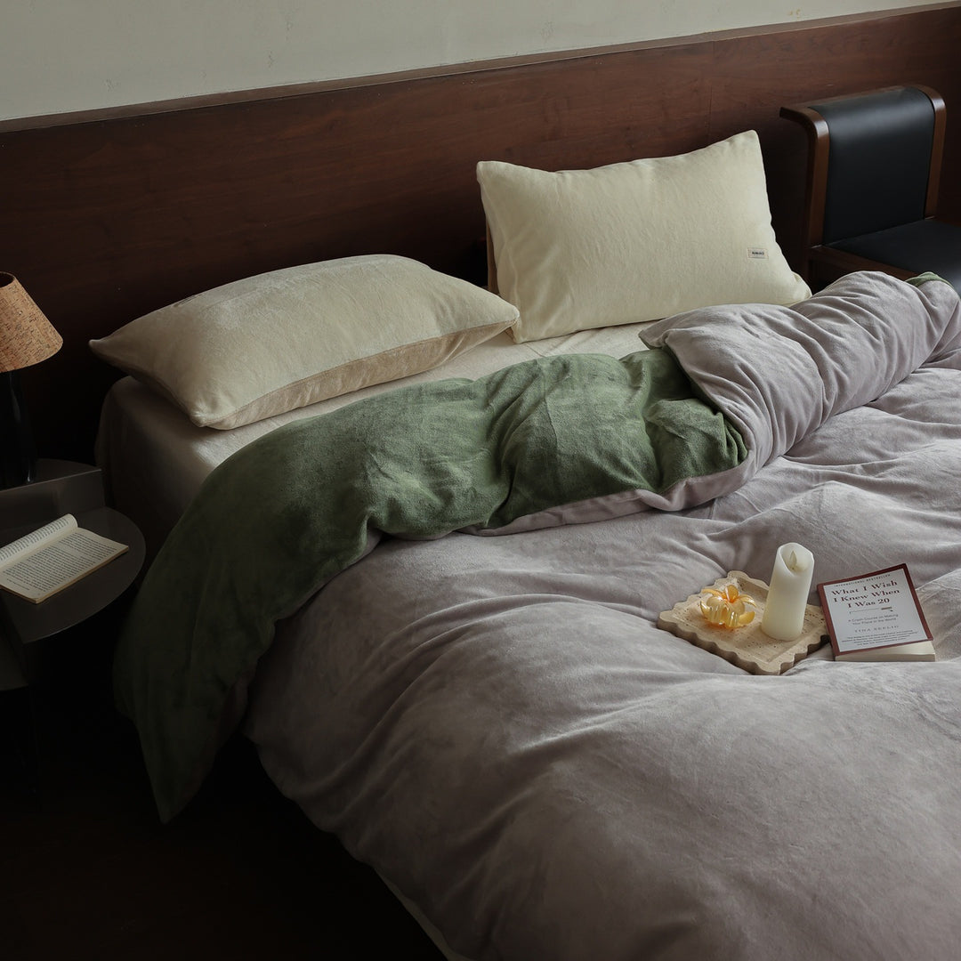 Similar microfiber duvet cover set with ultra-soft velour finish and pillowcases