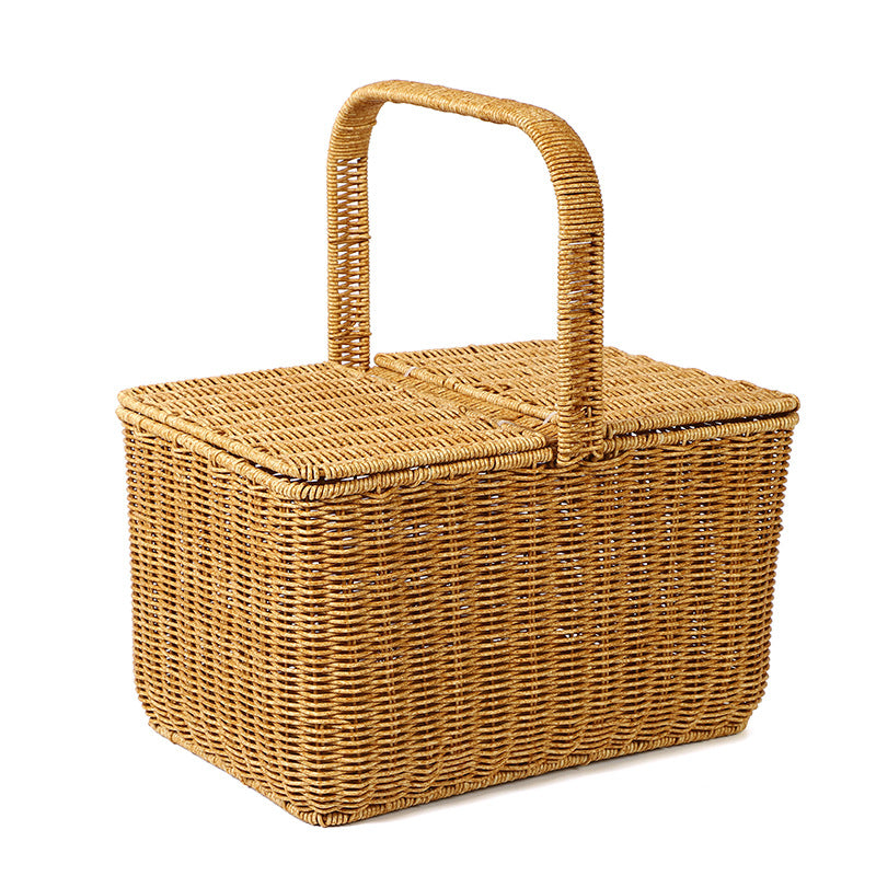 Women braided picnic basket Stornfield