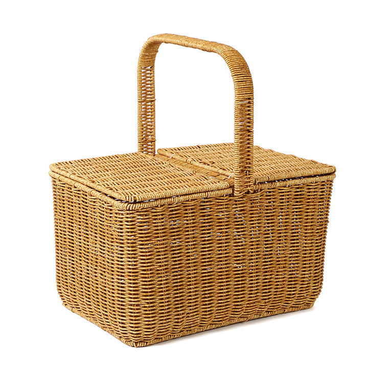 Women braided picnic basket Stornfield