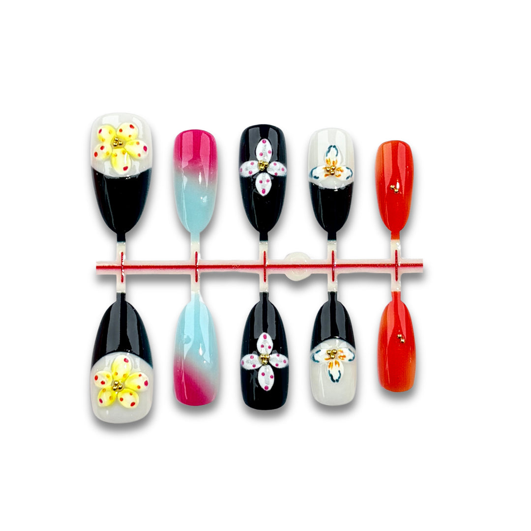 Artistic Floral Nail Decoration Kit