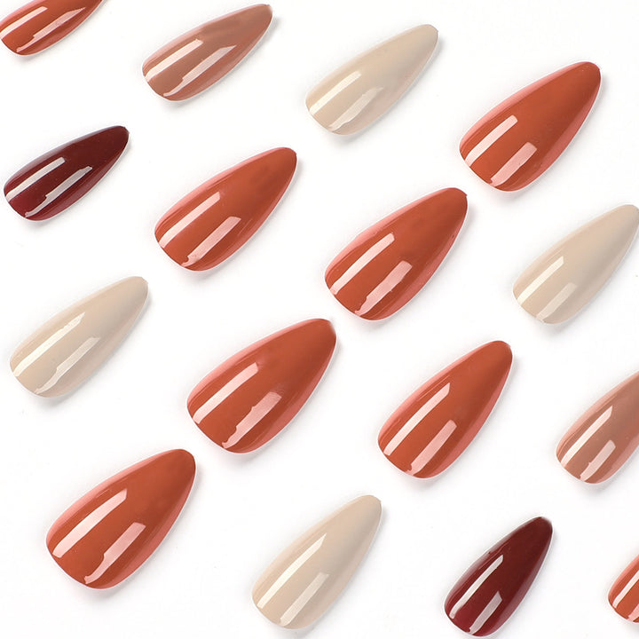 Creative nail art with stylish stiletto shape Stornfield