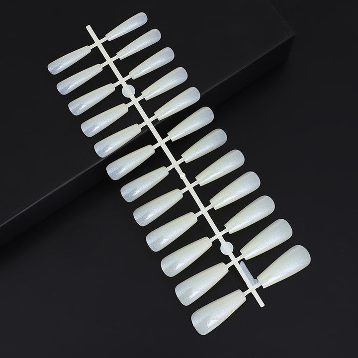Artificial Nails Set with Elegant Design Stornfield