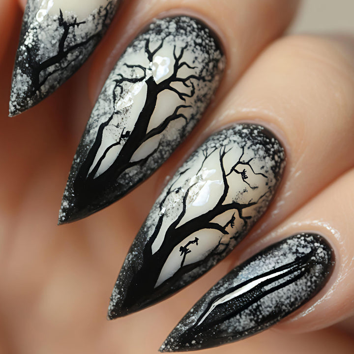 Art nails with impressive forest motif Stornfield