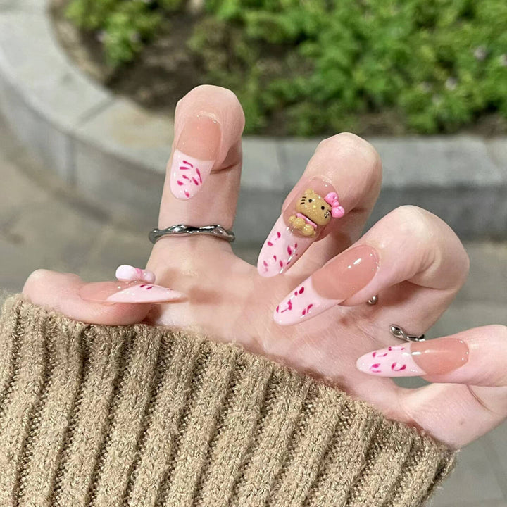 Decorative Animal-Themed Press-On Nail Extensions Stornfield