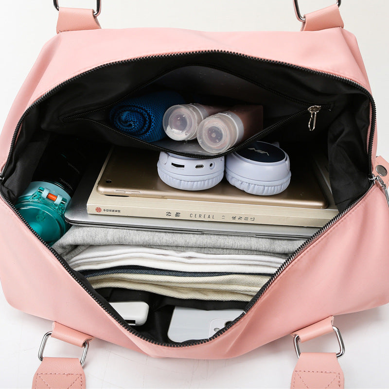 Sports bag with ergonomic carrying handles and versatile interior Stornfield