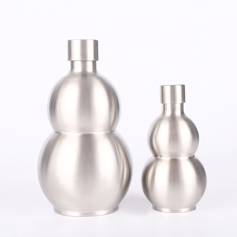 Women's stainless steel water bottle with trendy leather strap Stornfield