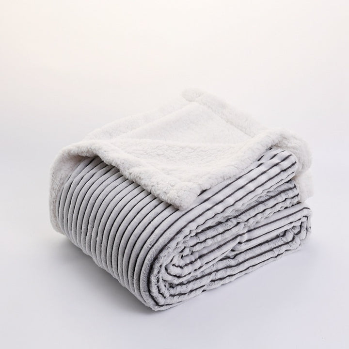 Women's luxurious and soft cuddle blanket with velvety surface Stornfield