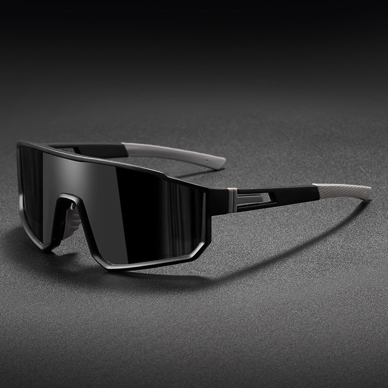 Unisex nan sporty performance sunglasses with large single lens and non-slip temples Stornfield