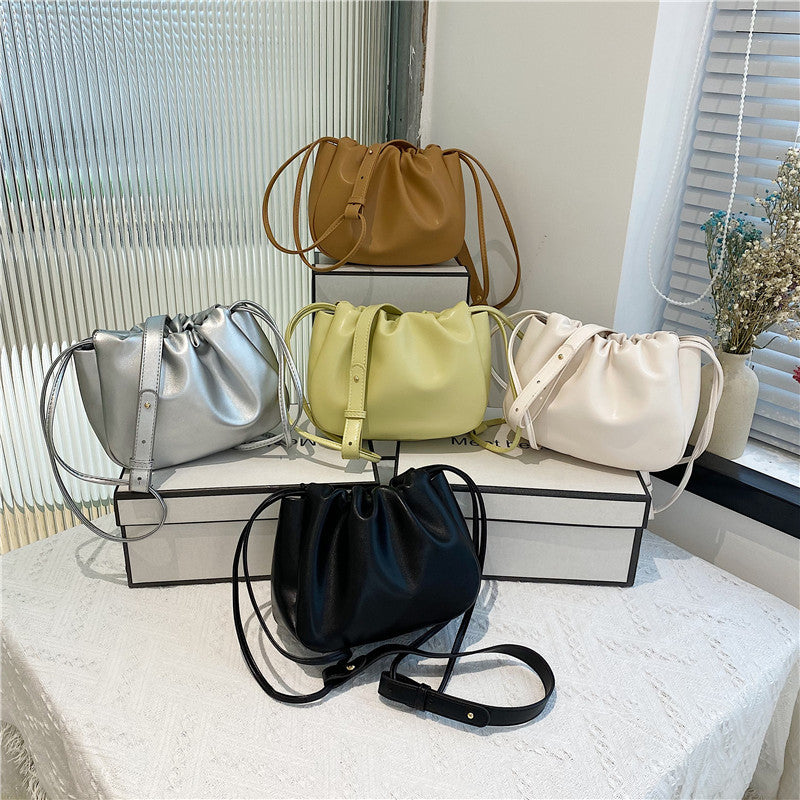 Chic Pleated Handheld Bag Stornfield
