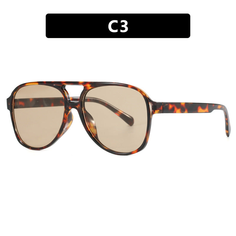 Women's oversized sunglasses in sporty-elegant design Stornfield