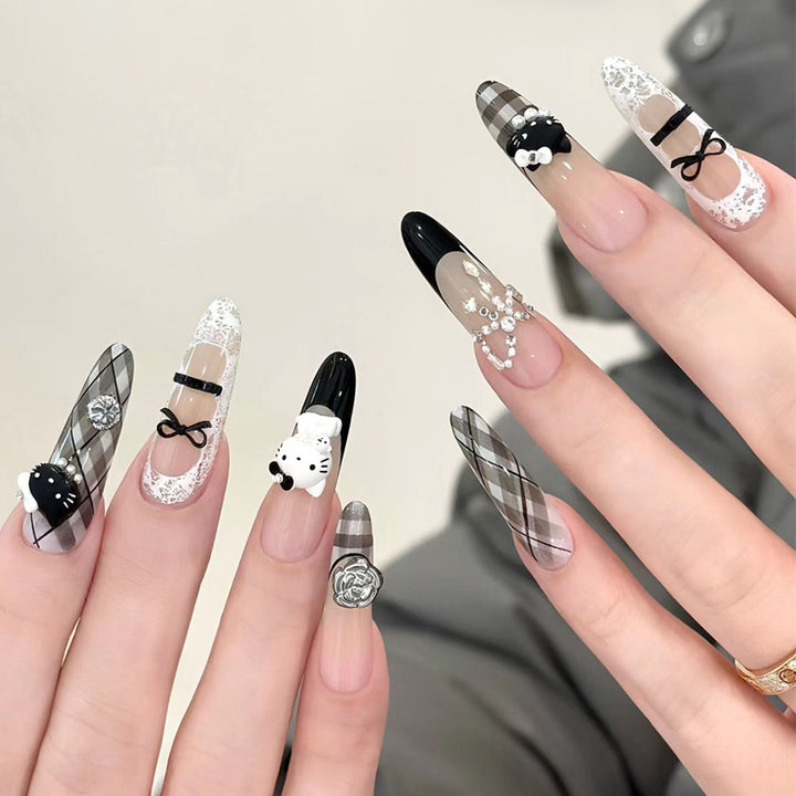 Artistic Character-Embellished Press-On Nails Stornfield