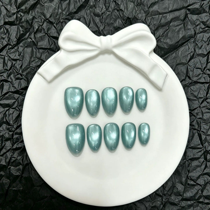 Shimmering Elegant Press-On Nail Set