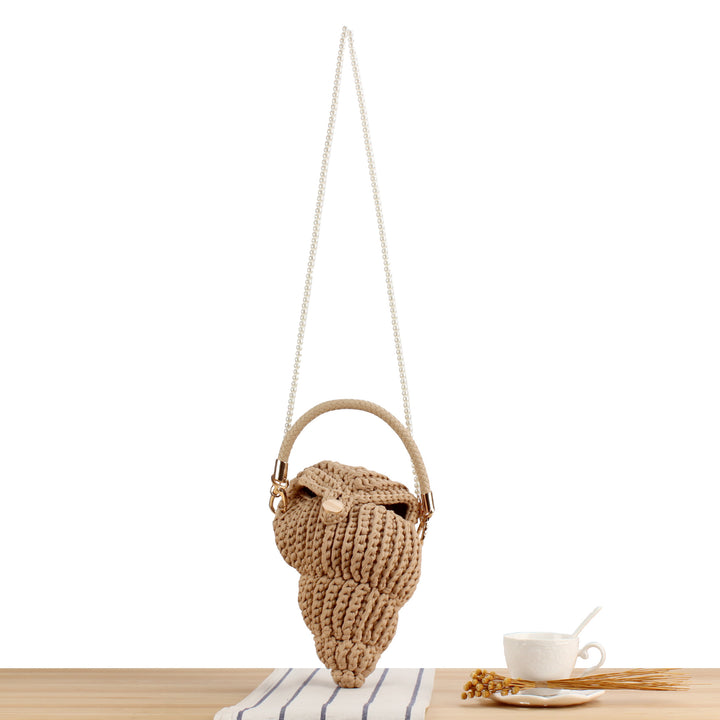 Elegant Handbag in Shell Design Stornfield