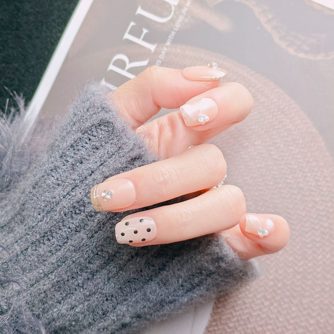 Elegant French Tip Press-On Nails Stornfield