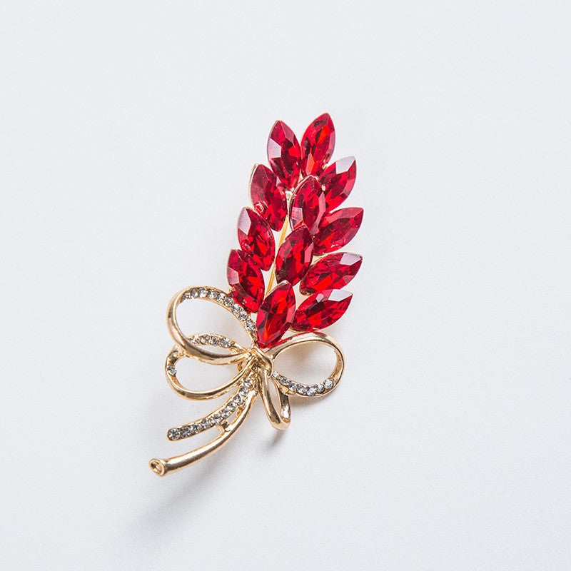 Elegante Brooch with Crystals Stornfield