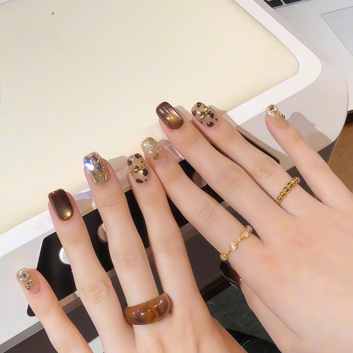 Glamorous artificial nails with exclusive accents Stornfield