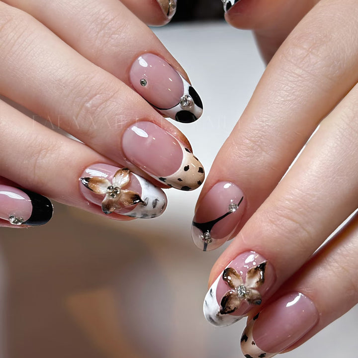 Artistic Decorative Press-On Nails Stornfield