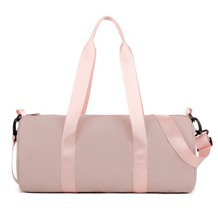 Sporty duffel bag with durable material and adjustable shoulder strap Stornfield