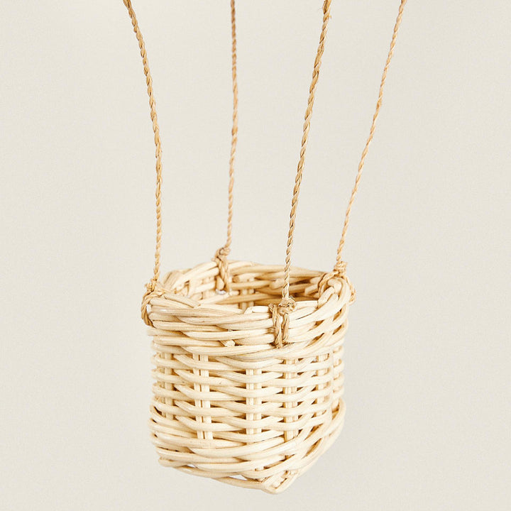 Decorative basket in the shape of a hot air balloon Stornfield