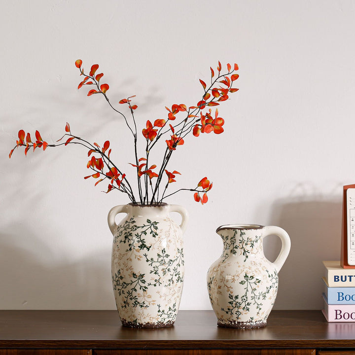 Elegant and artistically decorated ceramic vase Stornfield