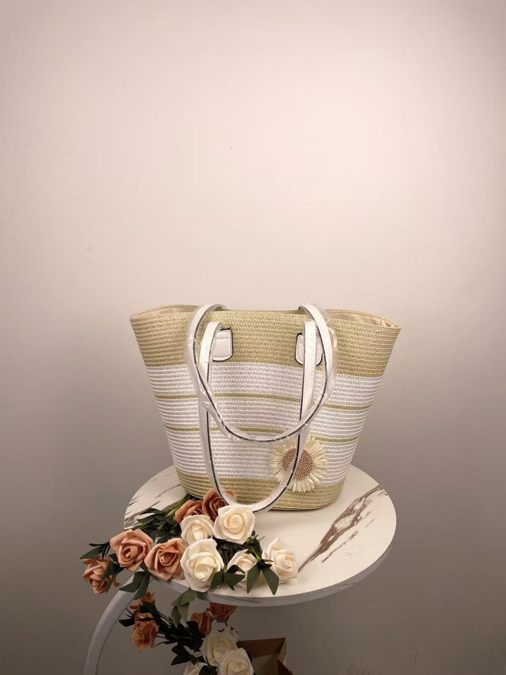 Elegant Beach Bag with Matching Sun Hat Stornfield