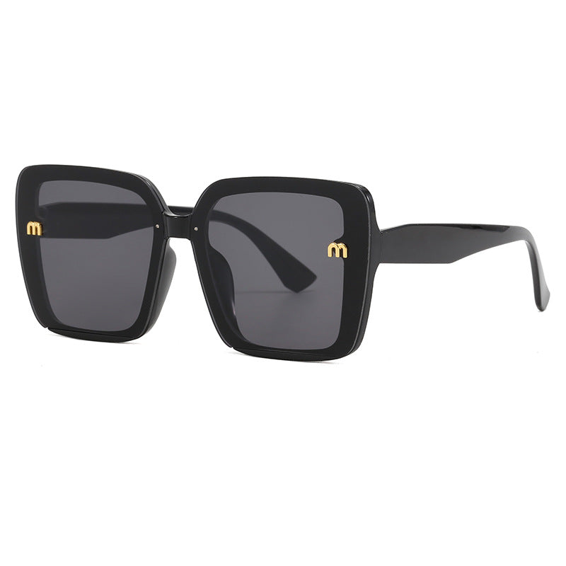 Women's oversized square sunglasses with elegant frame Stornfield