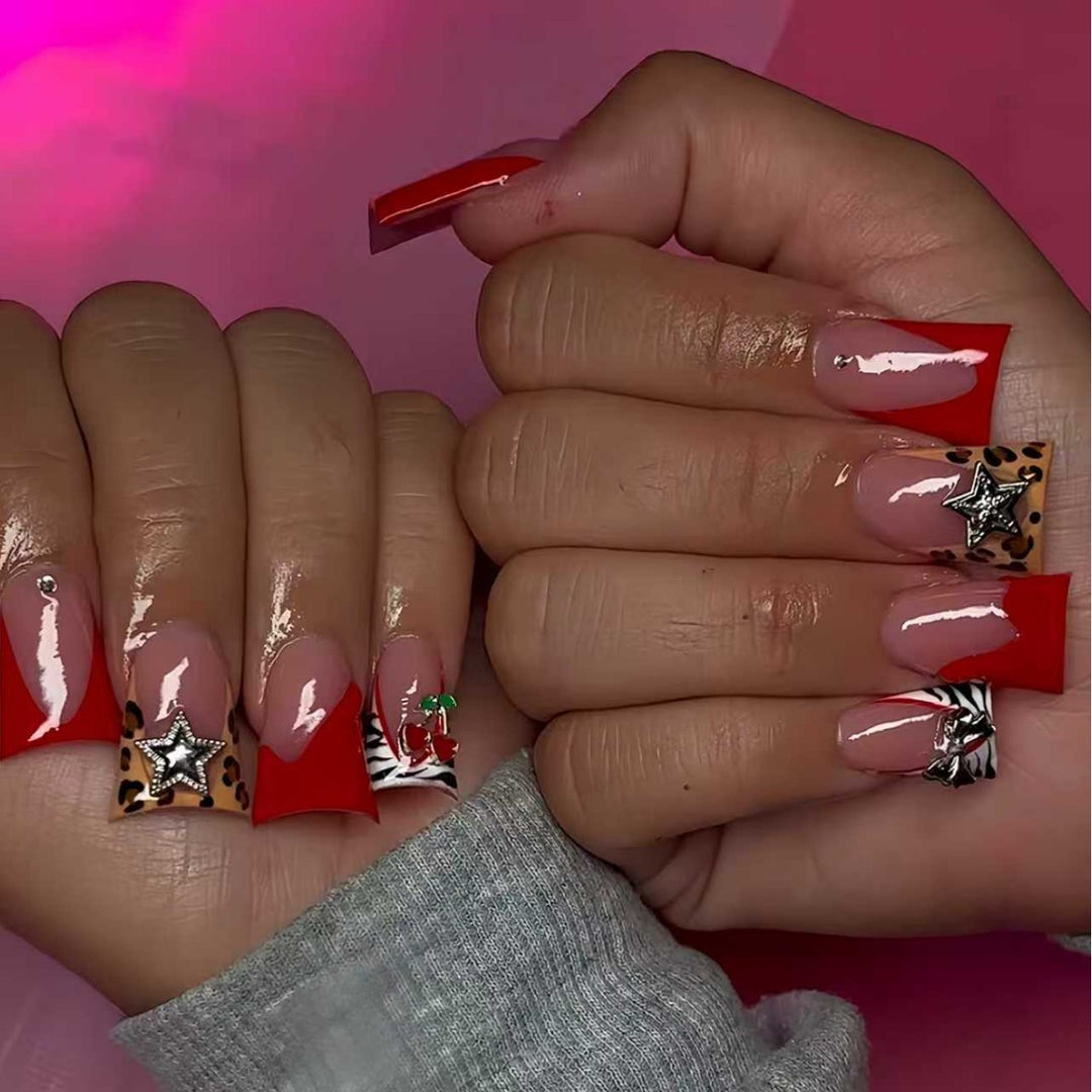 Creative Themed Press-On Nail Extensions Stornfield