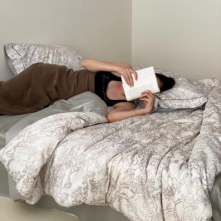 Reversible Sateen-Feel Jacquard Duvet Cover Set with Oxford Shams