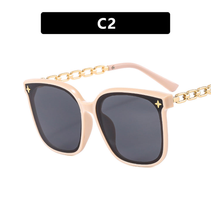 Women's oversized sunglasses with fashionable chain detail Stornfield