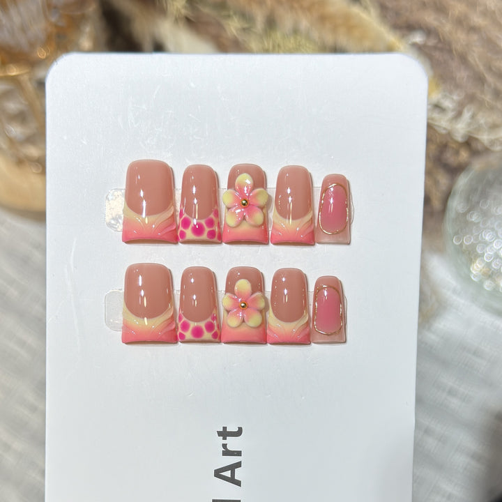 Floral Design Press-On Nail Set Stornfield