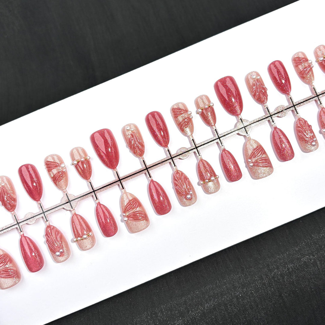 Elegant Polka Dot and Lace Press-On Nail Set