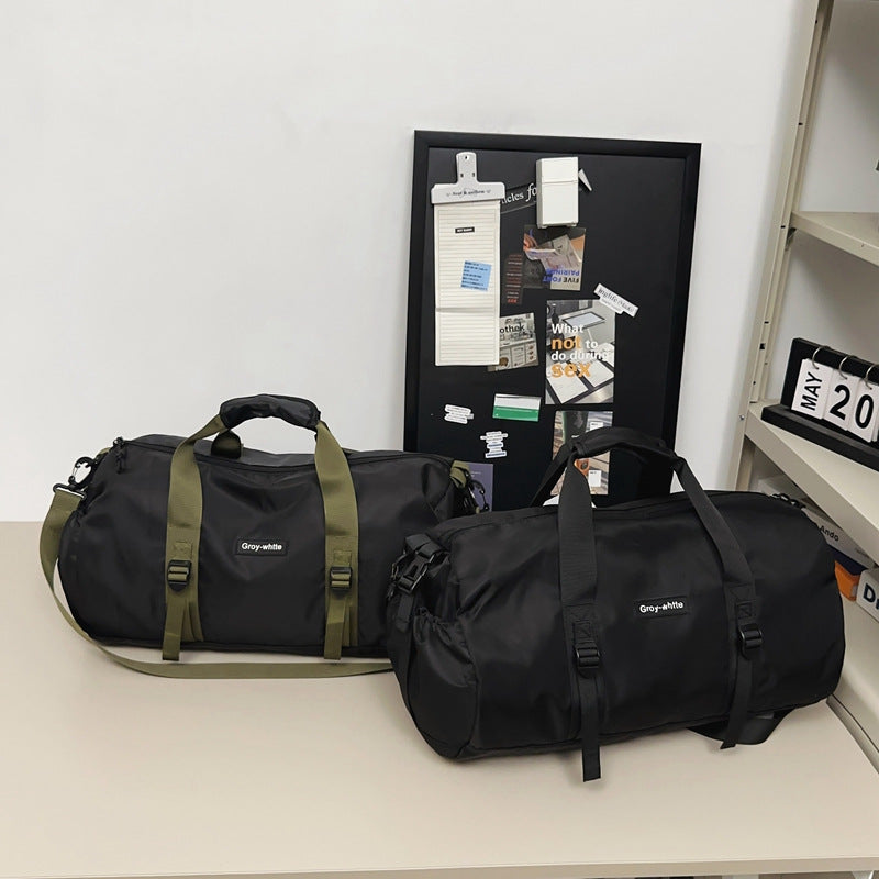 Sporty multifunctional travel bag with ergonomic shoulder straps Stornfield